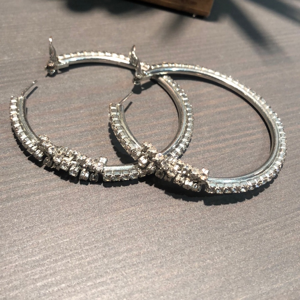 Hoop earrings from Buckle.